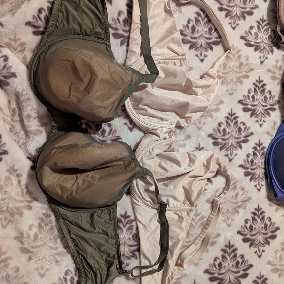 Victoria's Secret Other - Set of Two Victoria's Secret Underwire Bras in Olive and Cream Both 36 DDD